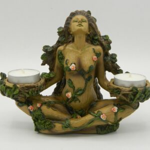 Tree Ent Lady Maple Candle Holder